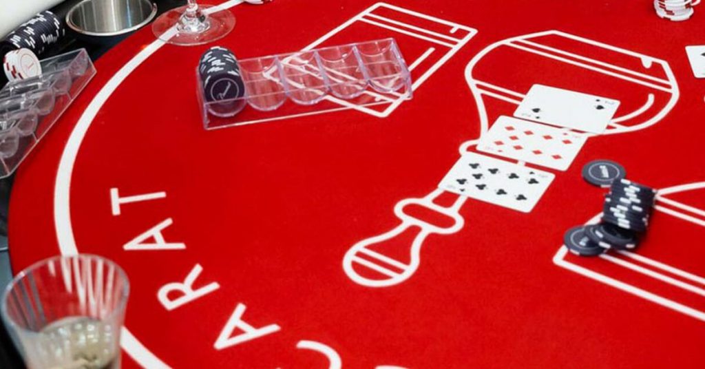 Baccarat Chemin de Fer tại FUN88: Hướng dẫn từ A-Z, Mẹo Chơi và Chiến Lược!